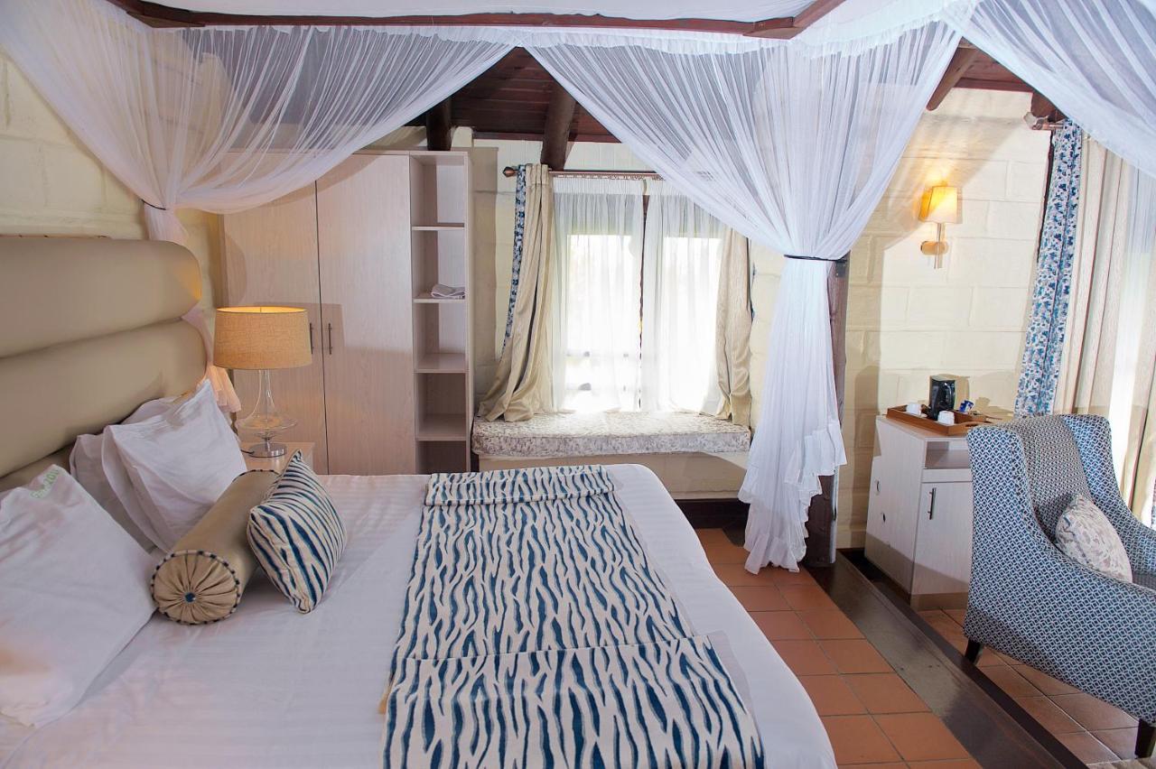The Great Rift Valley Lodge & Golf Resort Naivasha Exterior photo